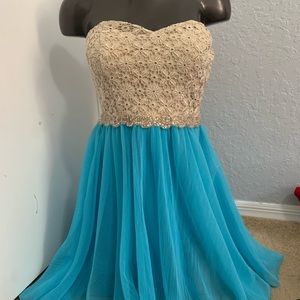 GORGEOUS blue and cream colored strapless dress